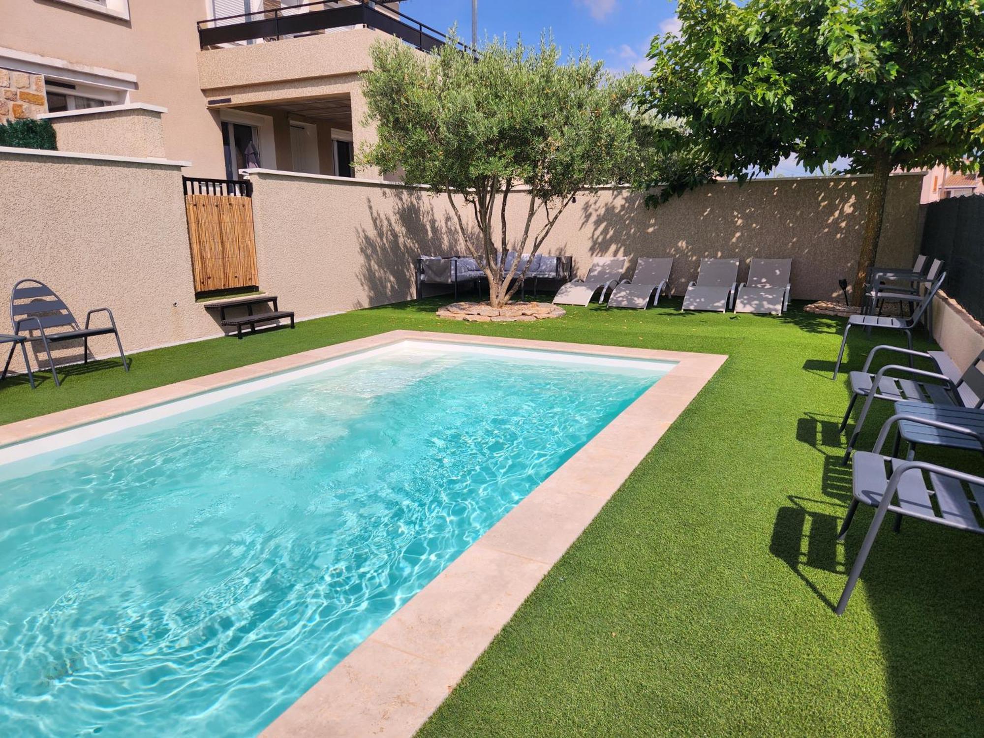 Holiday home Ma&lia Sud Ardeche Saint-Etienne-de-Fontbellon